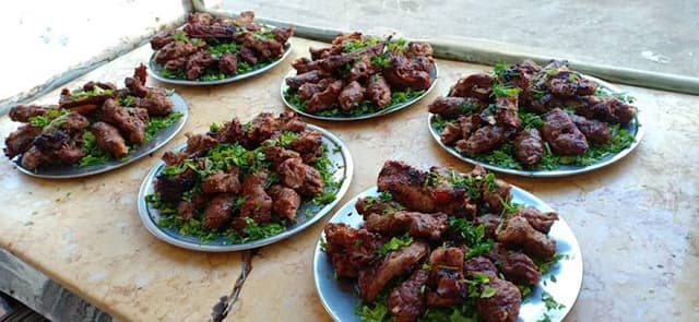 مطعم العمدة