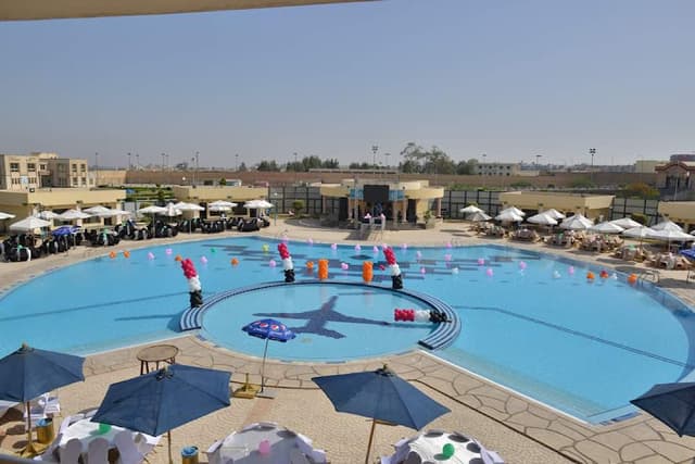 دار القوات الجوية نادي النسور