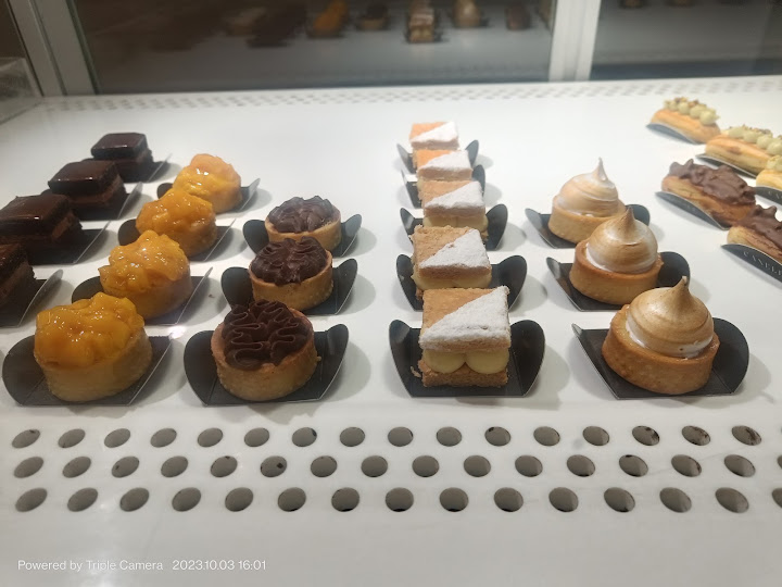 CANELÉ PÂTISSRIE