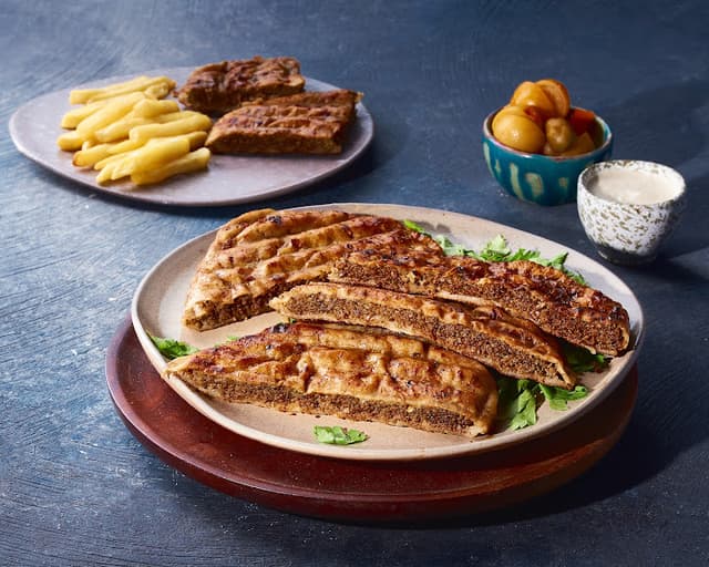 Hawawshi and Kofta - حواوشي آند كفتة