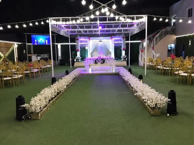 Villa Hall