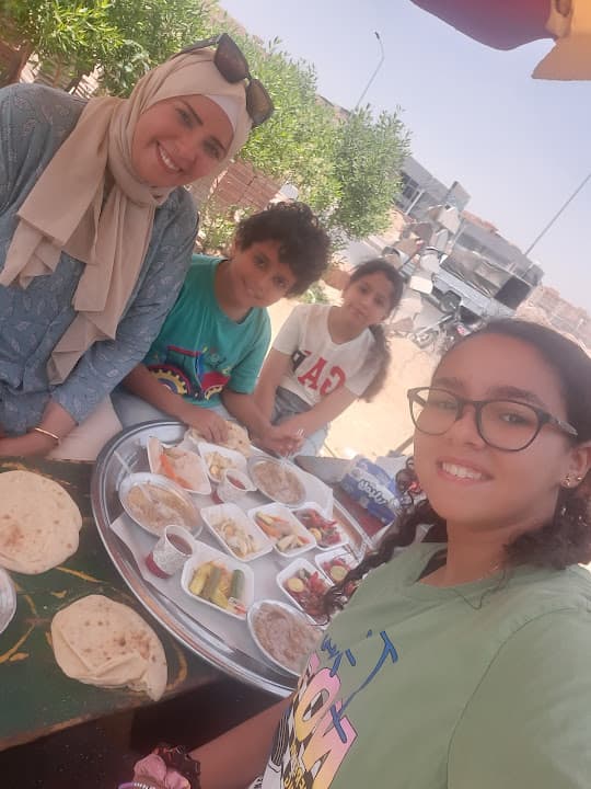 عربية فول ابو حمزة - Abou Hamza 