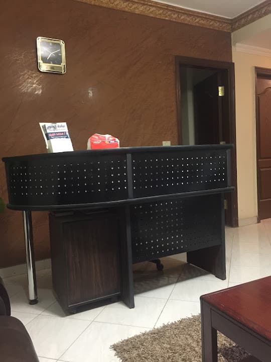 عيادة العيون والليزك- أستاذ دكتور محمد صبري