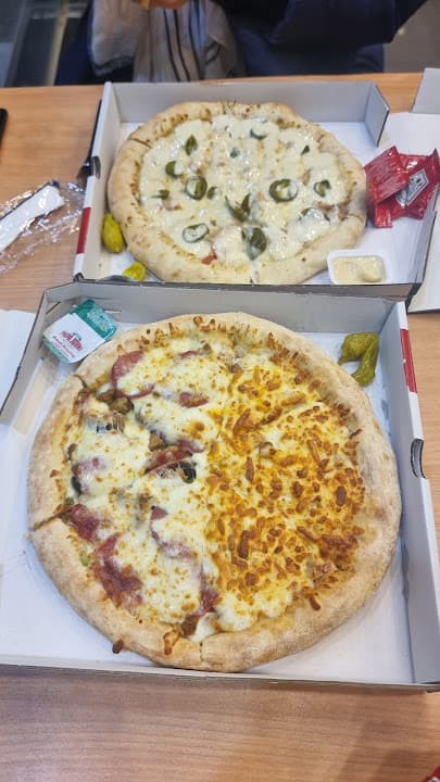 Papa John's pizza- بابا جونز بيتزا