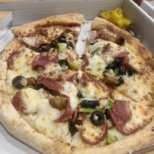 Papa John's pizza- بابا جونز بيتزا
