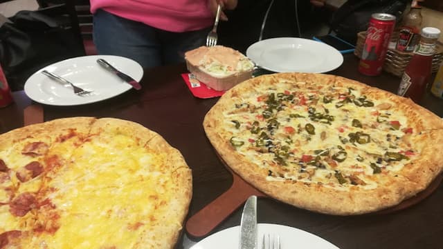 Papa Johns Pizza- بابا جونز بيتزا