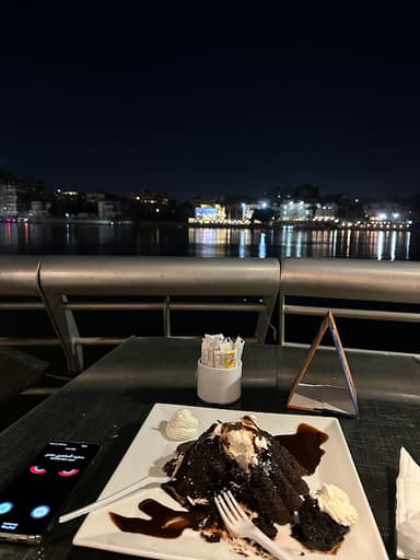 مطعم حلا - Hala restaurant