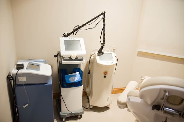 المركز التخصصى لزراعة الشعر وتجميل الجلد