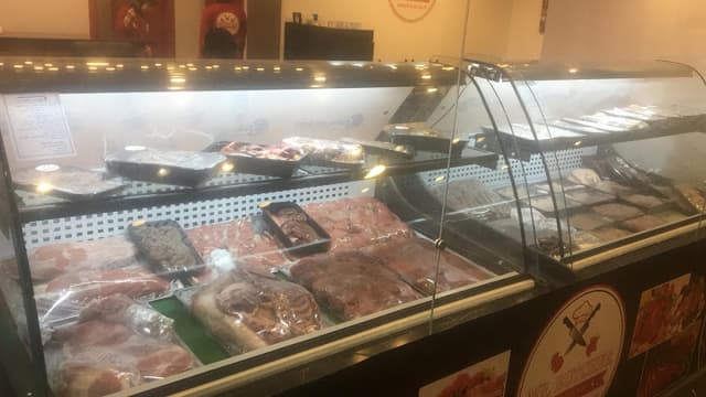 Mr. Butcher - مستر بوتشر