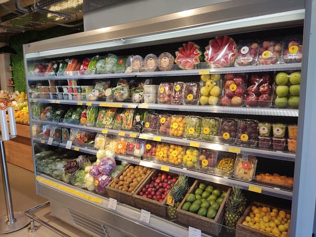 Spinneys Market - Marina Valley - سبينيس