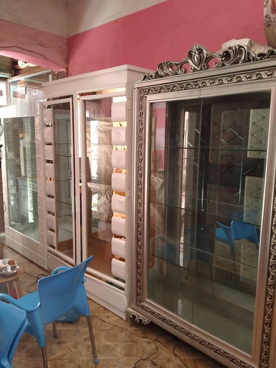 معرض ابوليمون للاثاث الراقى