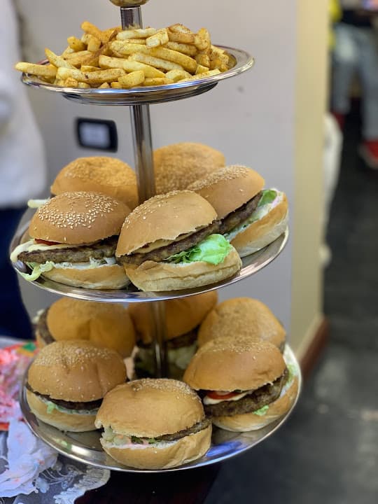 Fego’s restaurant & cafe مطعم وكافي فيجوز