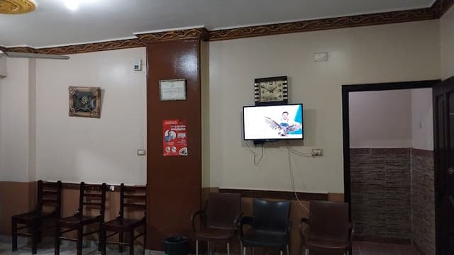 عيادة الدكتور أحمد الجزار للباطنةوالسكر والجهاز الهضمى ببرما