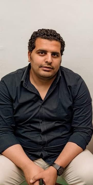 د رامي محمد الدحدوح اخصائي الجراحة العامة و المناظير بالتأمين الصحي