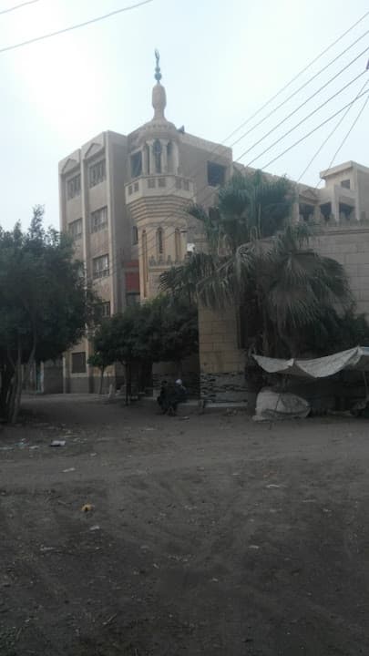 معهد عبد العزيز أبورمان الأزهري للمرحلتين الابتدائية والاعدادية