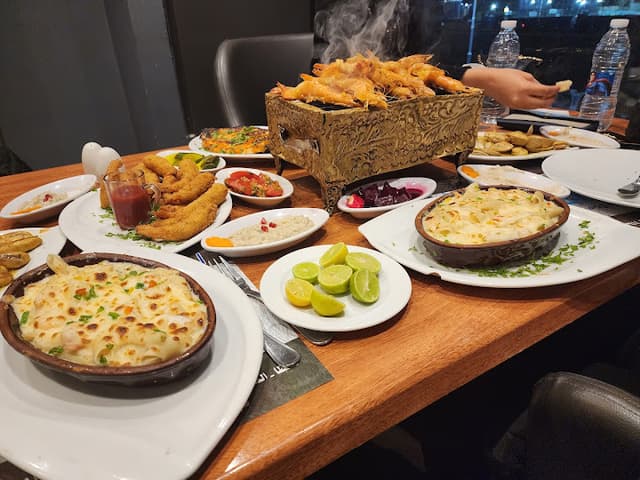 Amwag Seafood Tanta - أمواج طنطا