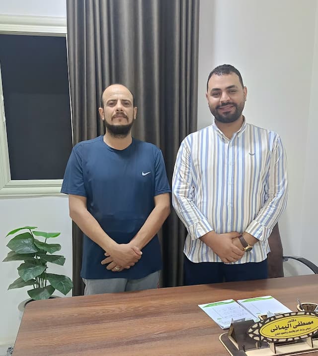 الدكتور مصطفي اليماني -جراحات المخ والاعصاب والعمود الفقري