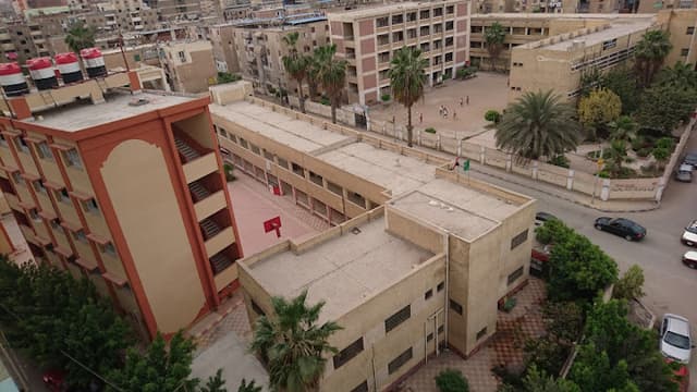 مدرسة جيهان السادات الثانوية (بنات)