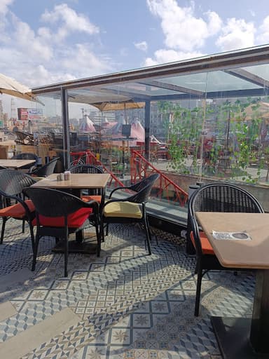 Woods Cafe & Restaurant