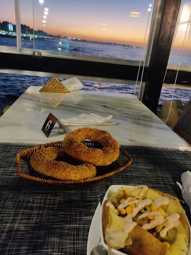 Otantik Kumpir - أوتانتيك كومبير سيدي جابر