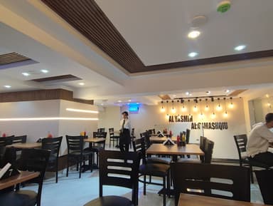 AL Yasmin AL Dimashqiu Restaurant