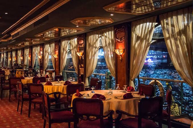 CAIRO DINNER CRUISE