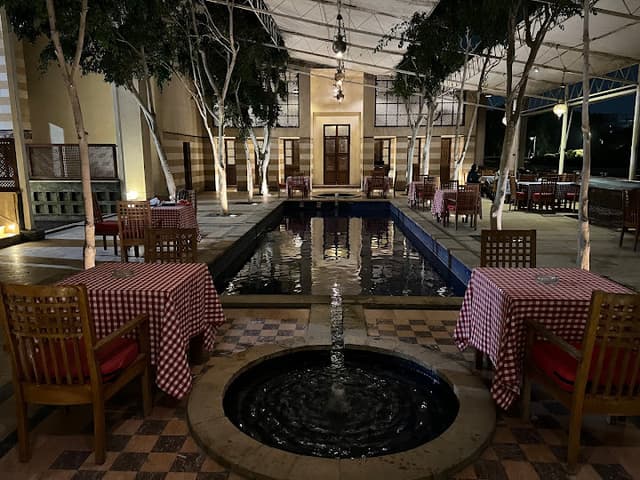 lakeside Resturant - Azhar Park