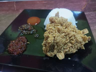 Dinasty Fried Chicken Cairo