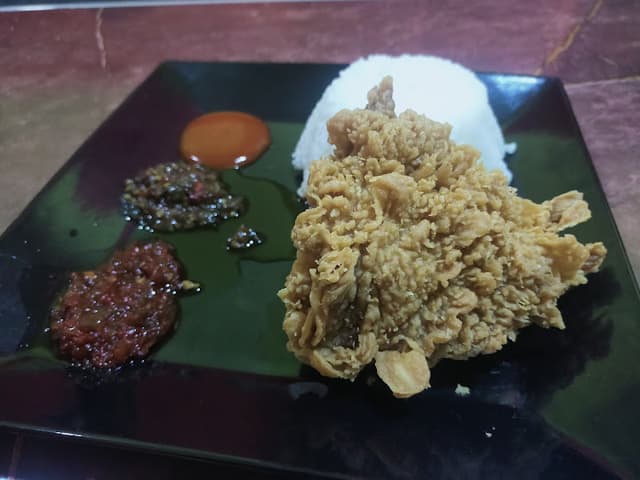 Dinasty Fried Chicken Cairo