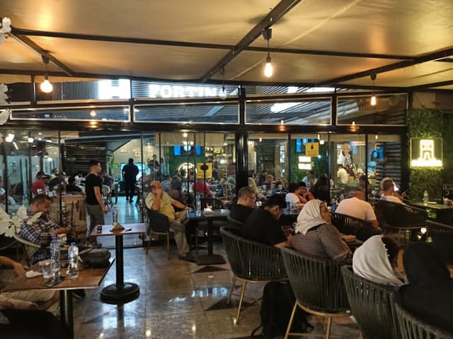 Vertigo cafe