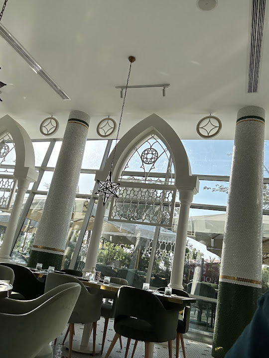 Salon Caracas Cafe Artisanal Libanais