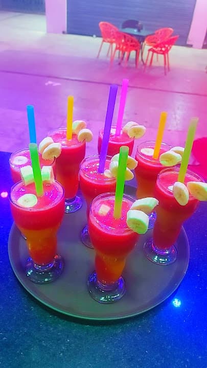 تعالا أدلعك