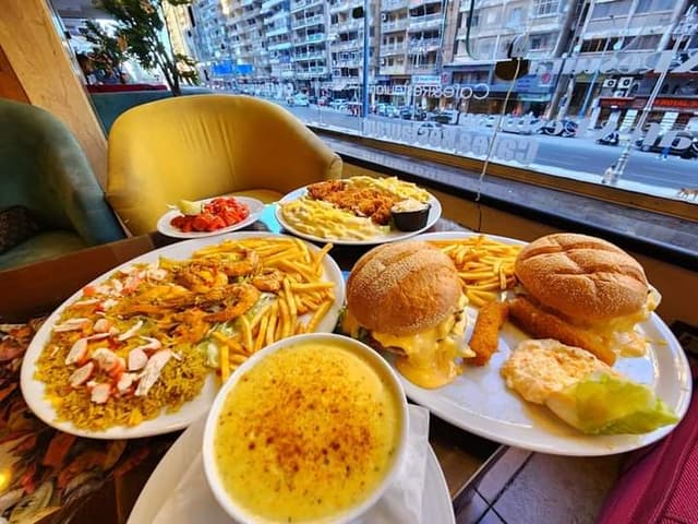 Triesta Cafe & Restaurant