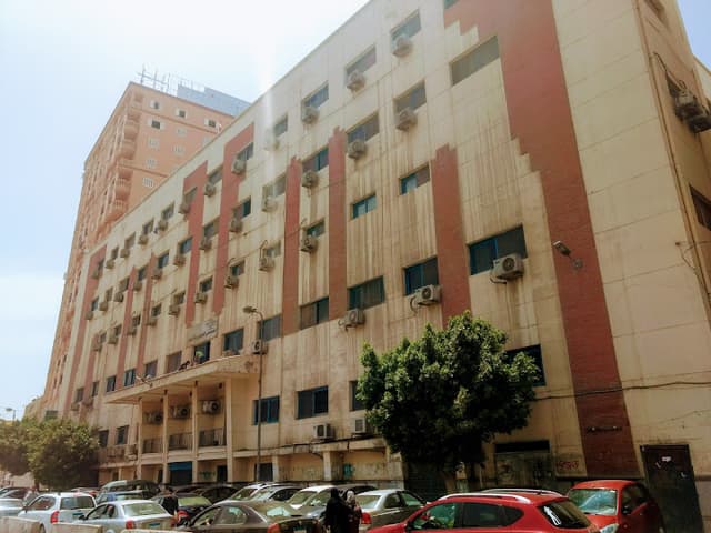 El Gomhoreya Public Hospital