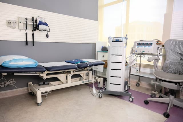 American Spine Center - أمريكان سباين سنتر