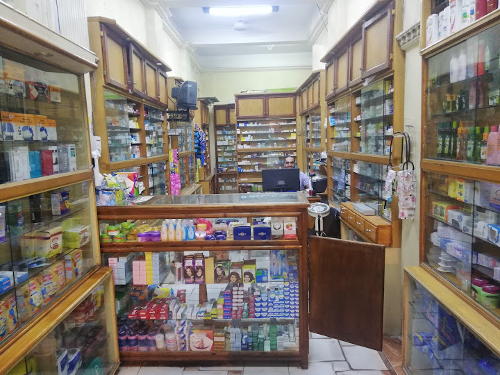 صيدلية دكتور عبدالله المنشاوي