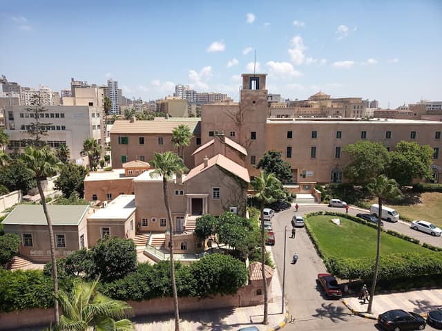 El Nasr Girls' College
