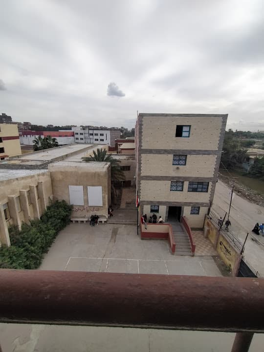 المدرسة الثانوية الفندقية المشتركة