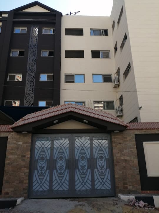 مدرسة جينيس