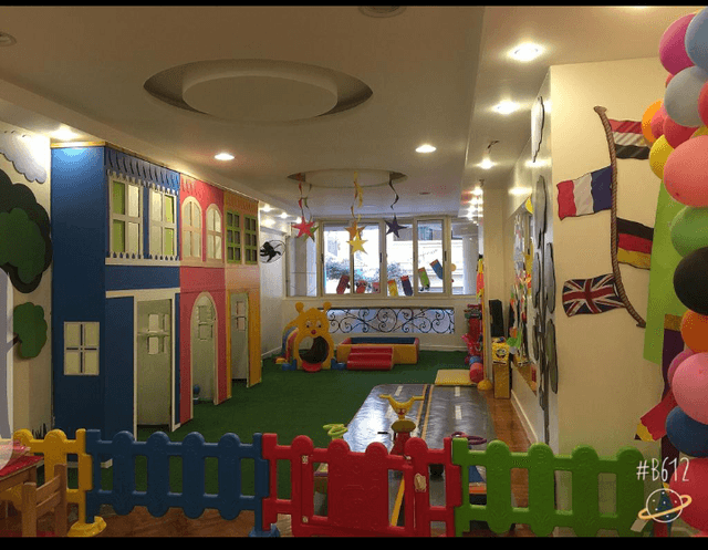 Little fingers Gold Nursery
