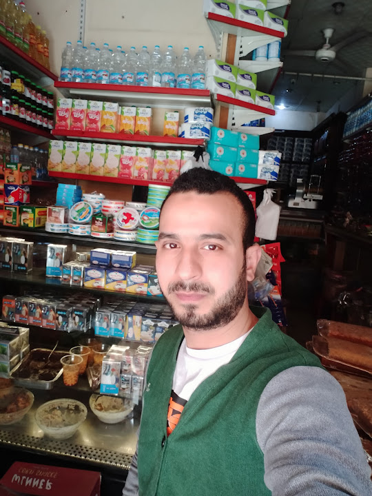 سوبر ماركت ابن العمدة