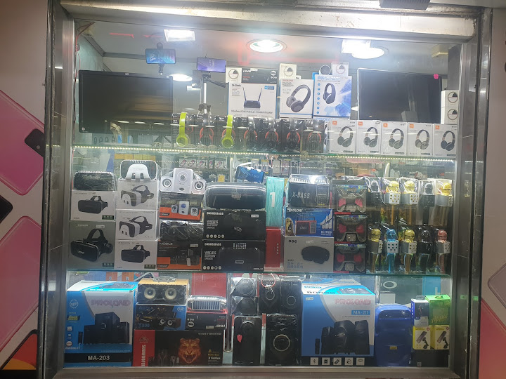 ام القرى موبايل - Om-Alkura Mobile Stores