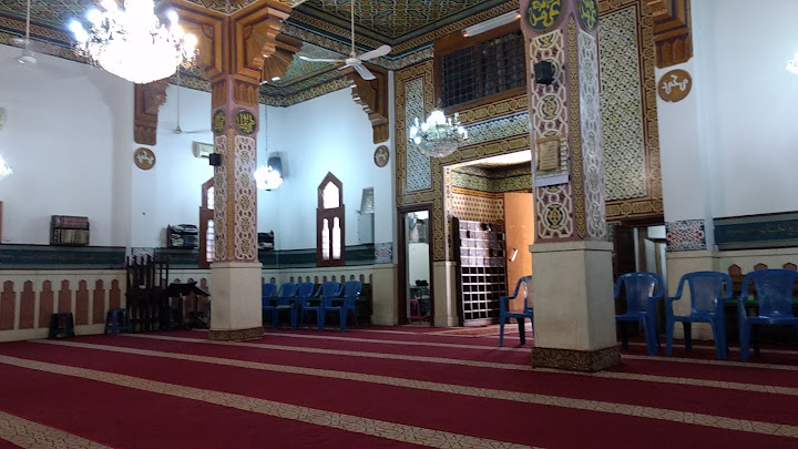 El Azeez El Khalil Mosque