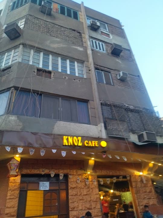 Knoz Cafe