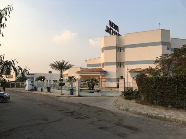 Dream land hospital