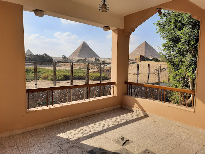 Aton pyramids view guest house