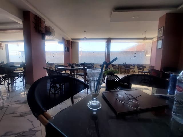 Mix Cafe and Restaurant
