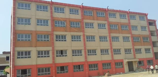 مدرسة المؤسسة الإبتدائية المشتركة - ميت برة