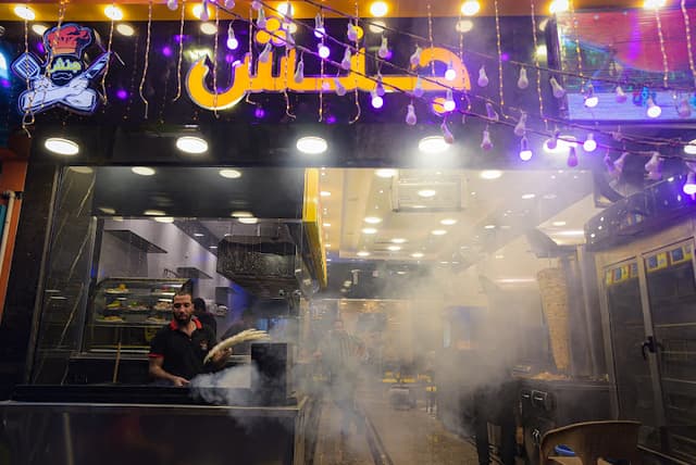 مطعم و كبابجي جنش