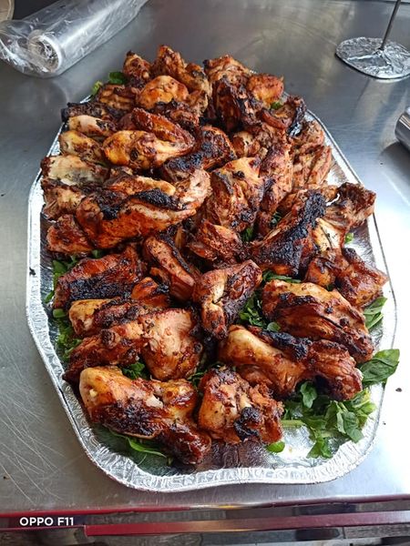 مطعم و حاتي ابو احمد للمشوياتتحت إدارة عائلة الشيمي
